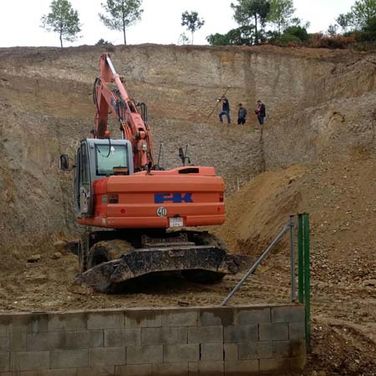 Excavacions i Enderrocs Serma terreno excavado